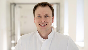 Julian H&ouml;velmann