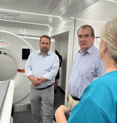 Gesundheitsminister im Truck