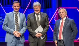 Ehrenmedaille f&uuml;r Prof. B&ouml;hm