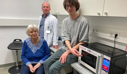 Bei der Vorstellung des Hyperthermie Reaktors