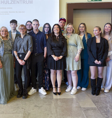 Gruppenfoto von der Examensfeier